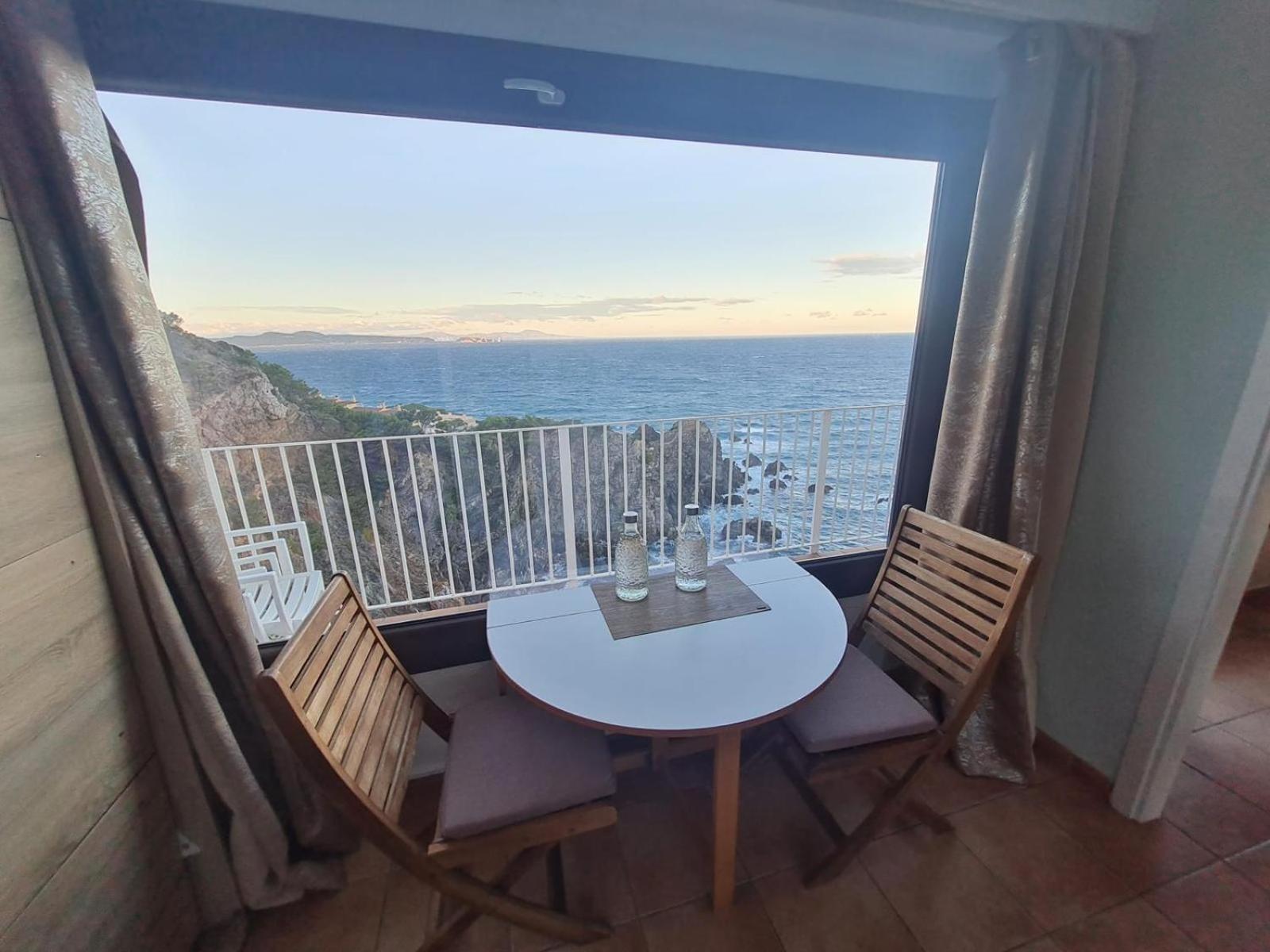 Capsasalbegur74 Terraza Sobre Mar Piscina Del Mar Apartment ภายนอก รูปภาพ
